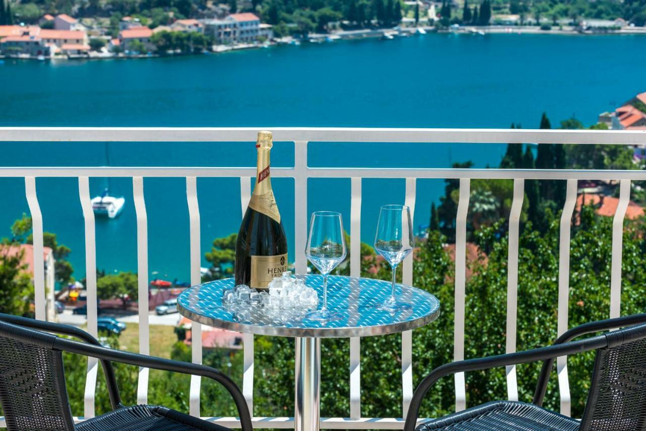 Villa Belvedere Затон Екстериор снимка