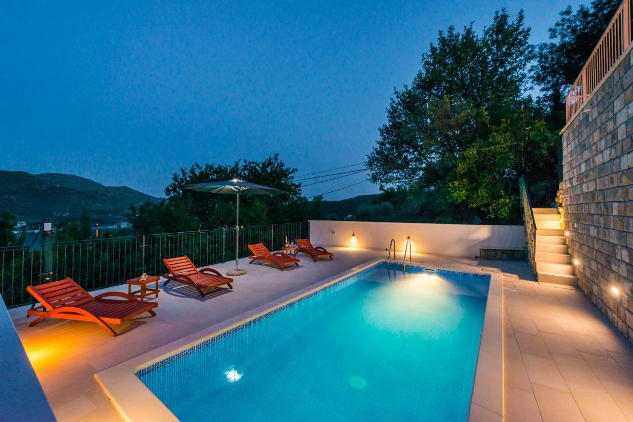 Villa Belvedere Затон Екстериор снимка