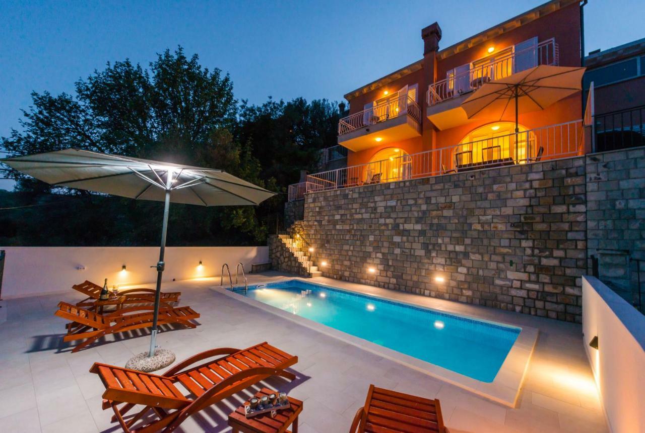 Villa Belvedere Затон Екстериор снимка