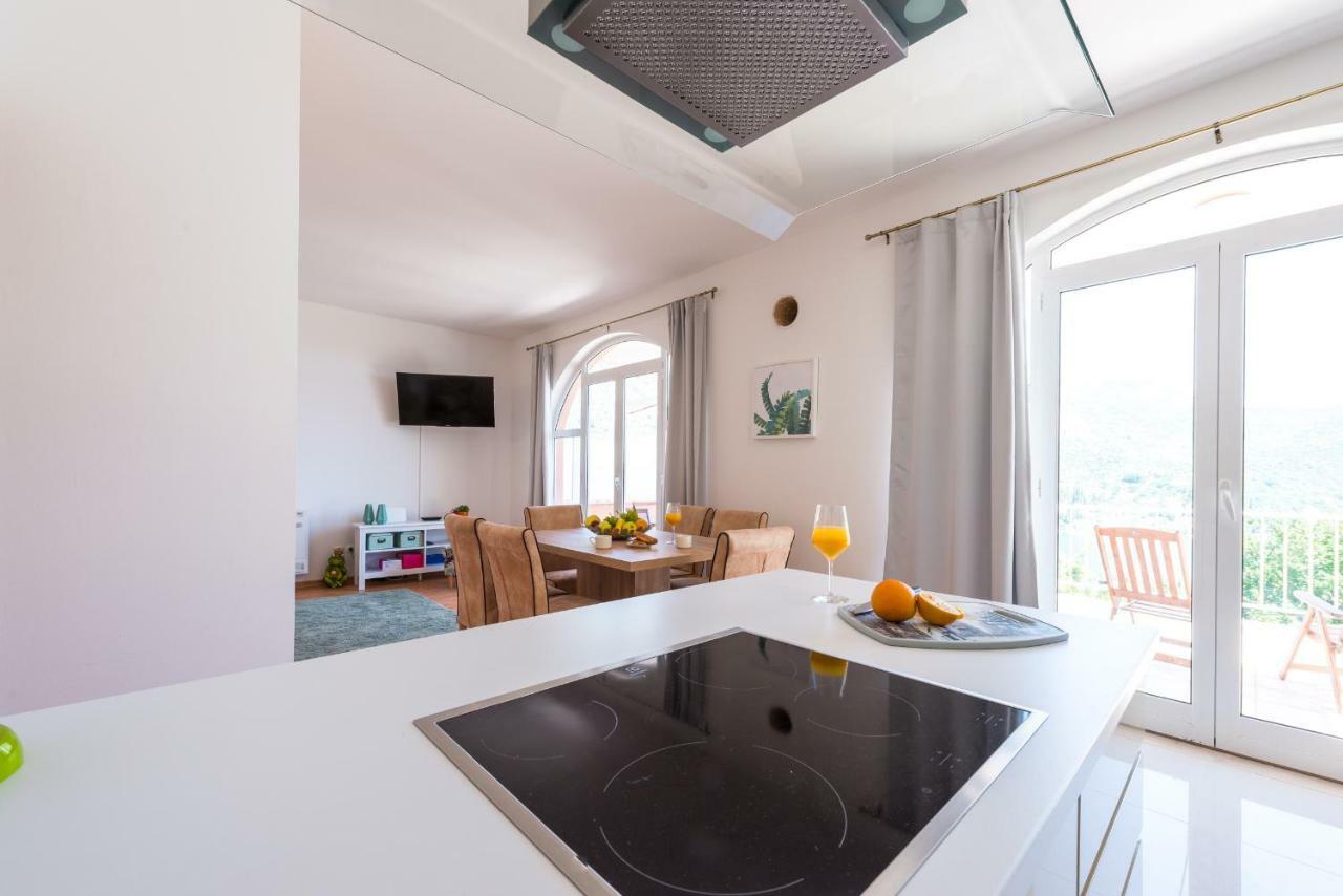 Villa Belvedere Затон Екстериор снимка