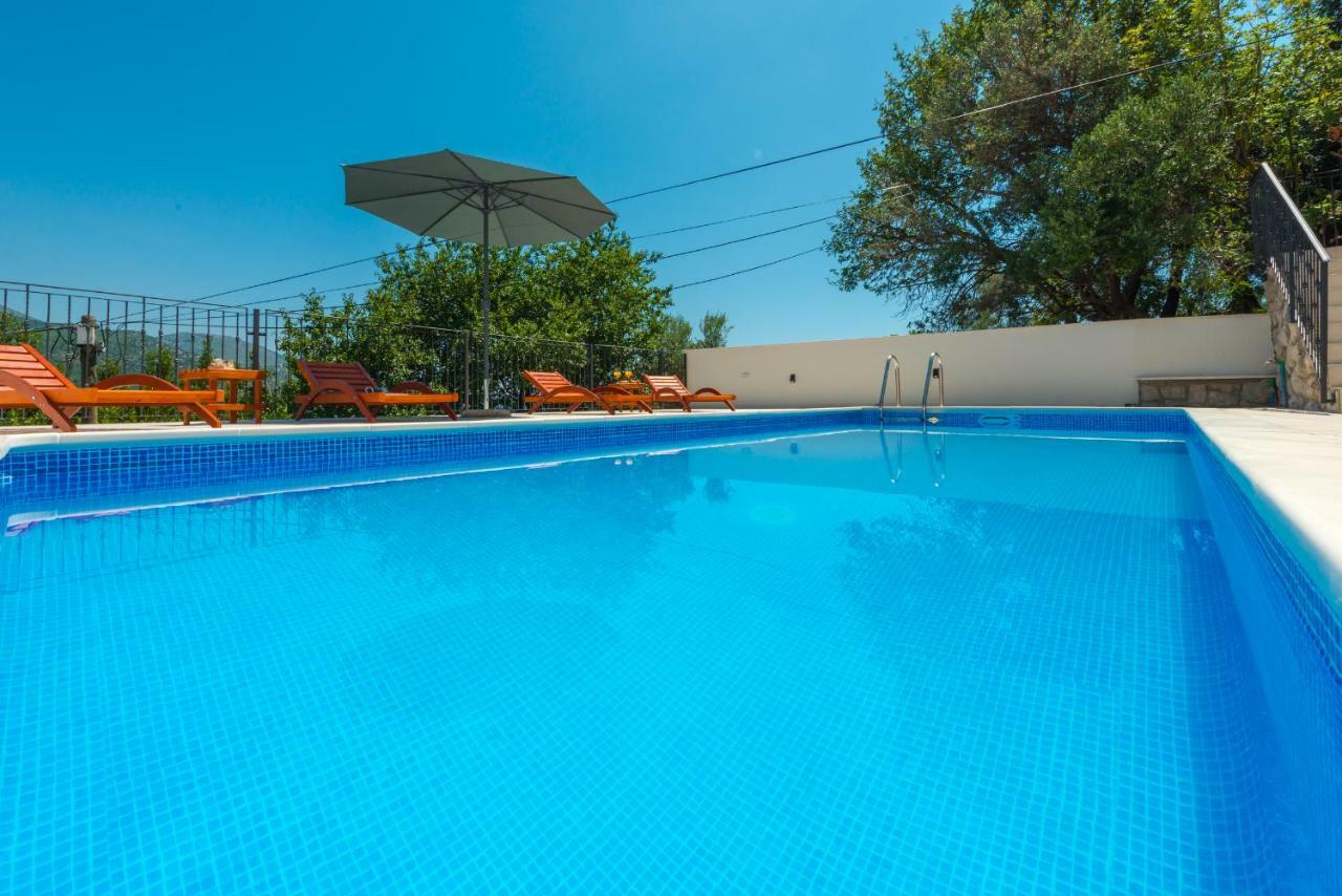 Villa Belvedere Затон Екстериор снимка